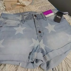 New with tags Mossimo high-rise denim shorts